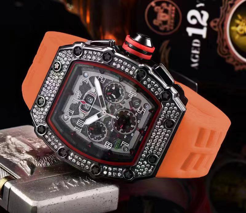 2020 European-American Diamond Skull Six-Hand Quartz Barrel Men's Watch