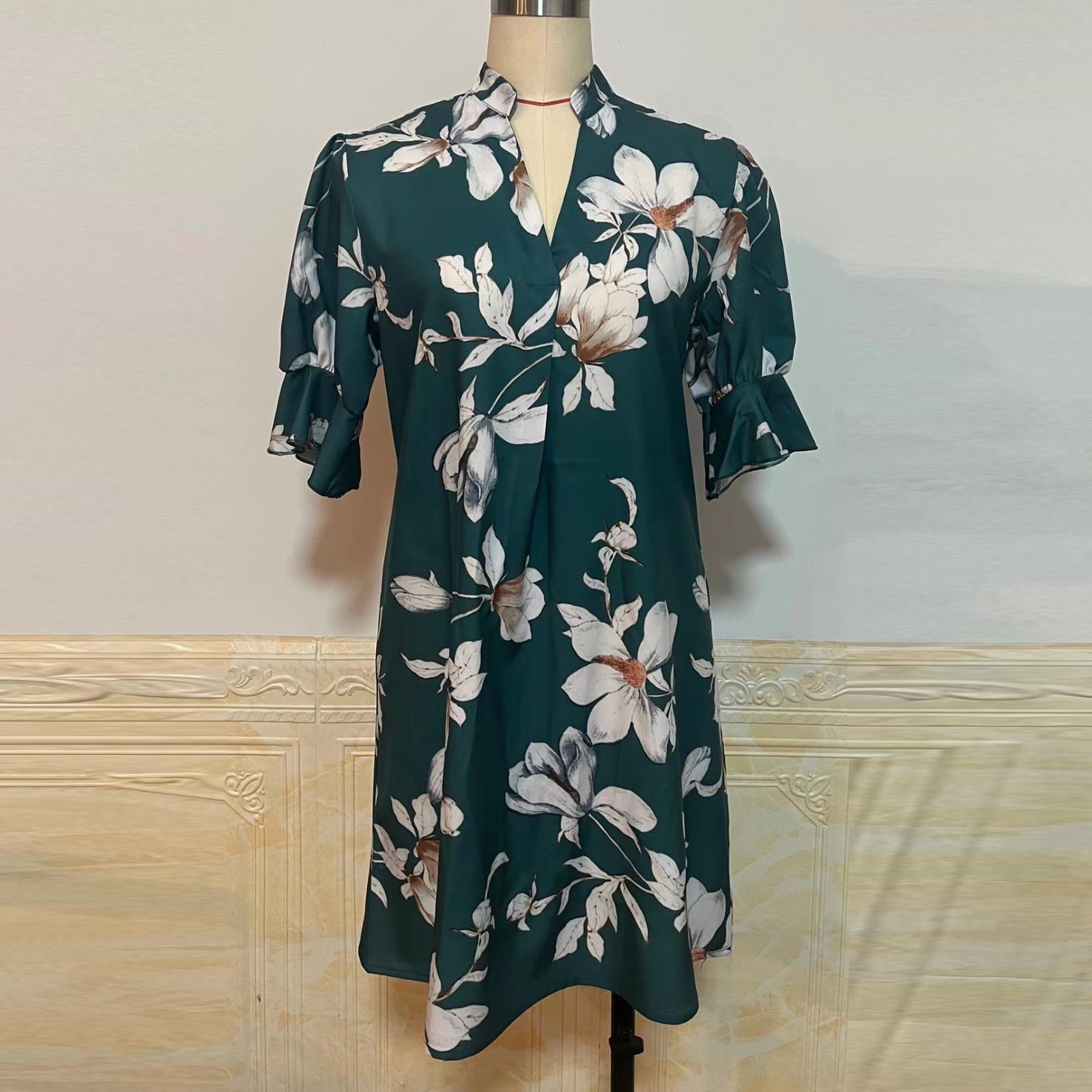 Женское платье с объемными рукавами и гавайским принтом — фото 5