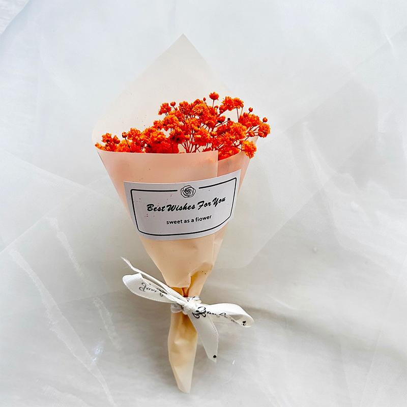 Small Bouquet Dried Eternal Flowers Car Interior Air Outlet Fragrance Clip Car Decoration Ornaments