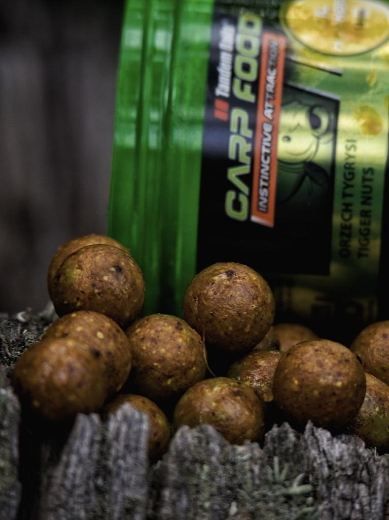 Carp food oil hookers - kulki haczykowe 18mm/120g japońska kałamarnica