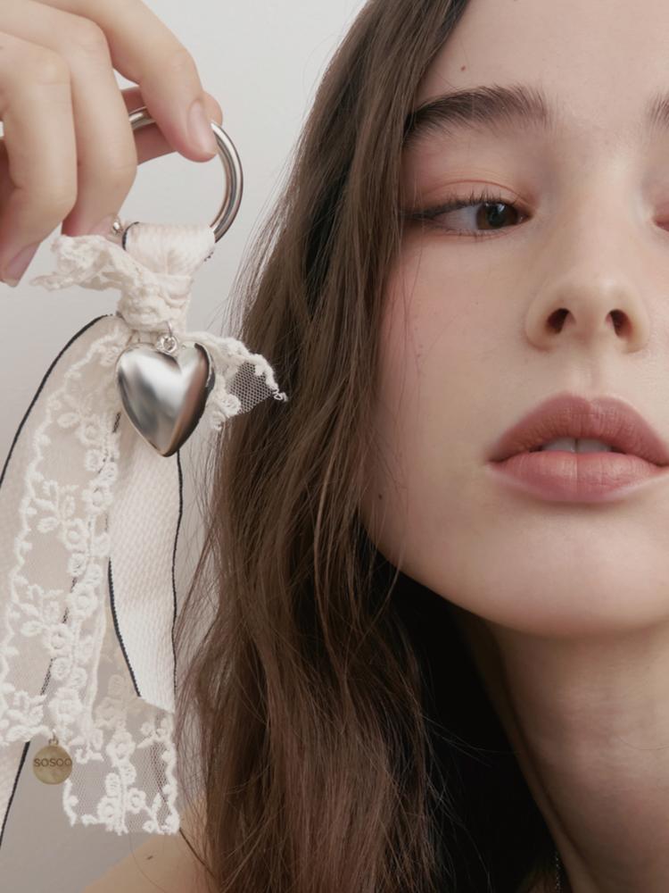 SOSOO Heart Lace Key Ring