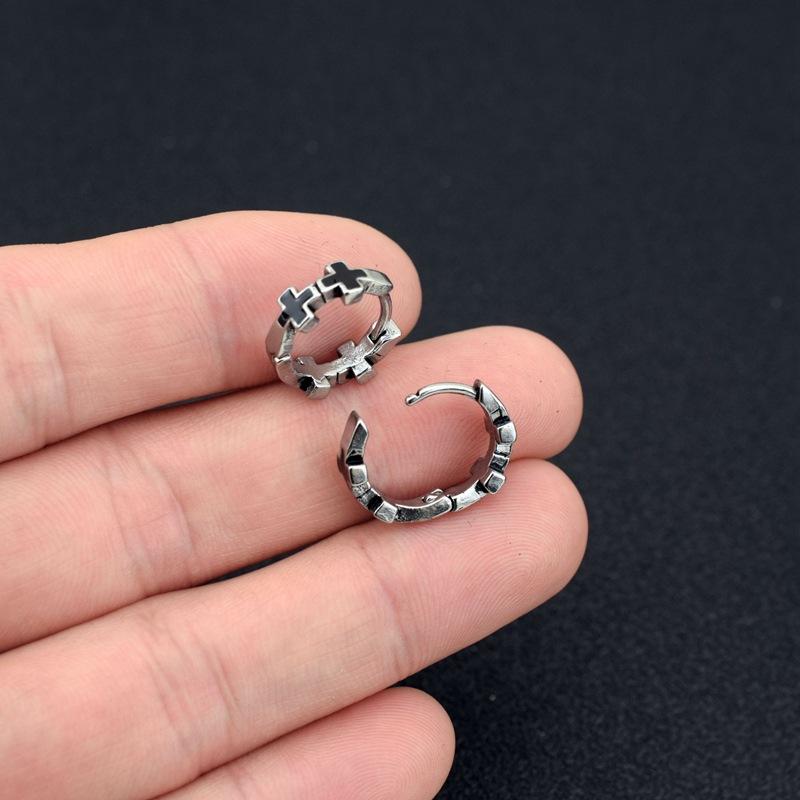 Titanium steel double cross ear buckle, classic retro drip black cross earrings, small stainless steel earrings for male and female couples