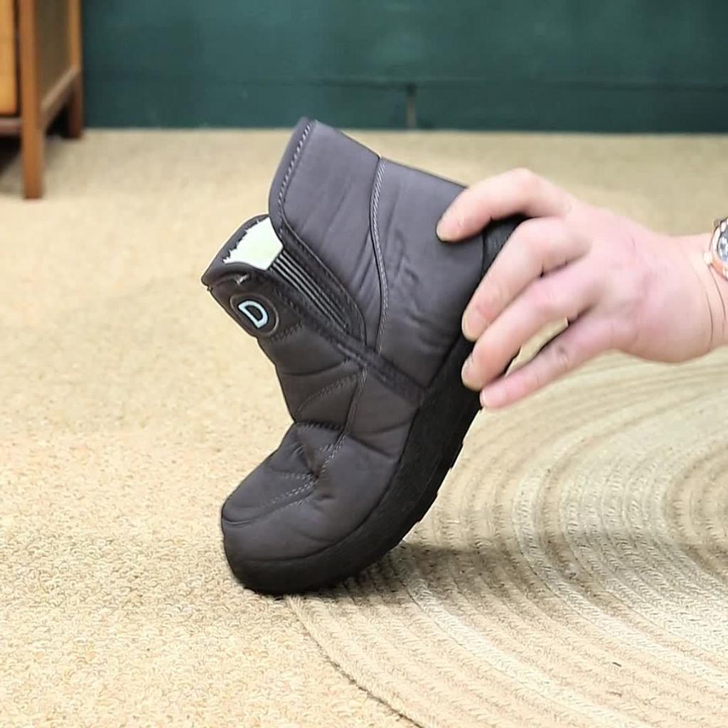 Women's Plus Size Snow Boots Cold-Resistant Winter Boots with Slip-Resistant Platform Sole Thick Cushioned Insole Winter Boots