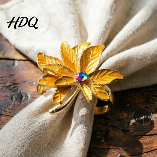 Metal Napkin Ring 5Pcs Rings Maple Leaf Design Holders Waterproof Rhinestone Anti-Oxidation