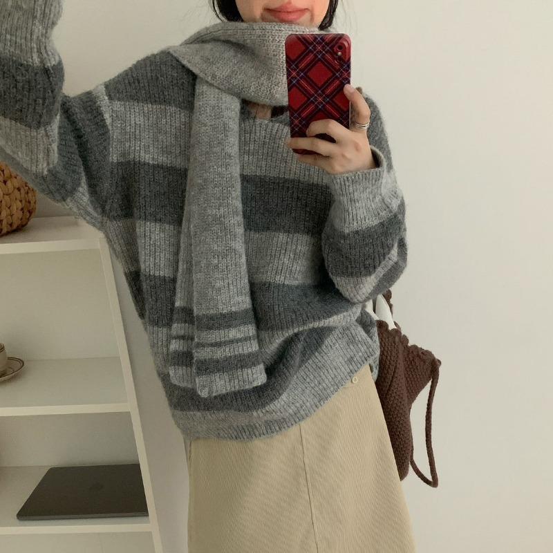 V-neck Striped Scarf Pullover Sweater Women's Autumn and Winter New Lazy Contrasting Color Loose Large Size Knitted Sweater