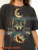 Vintage Three Wolf Moon 90S Graphic Style Comfort Colors® Tshirt, Retro Animal Lover Faded T-Shirt, Nature Y2K Space Streetwear Gift.