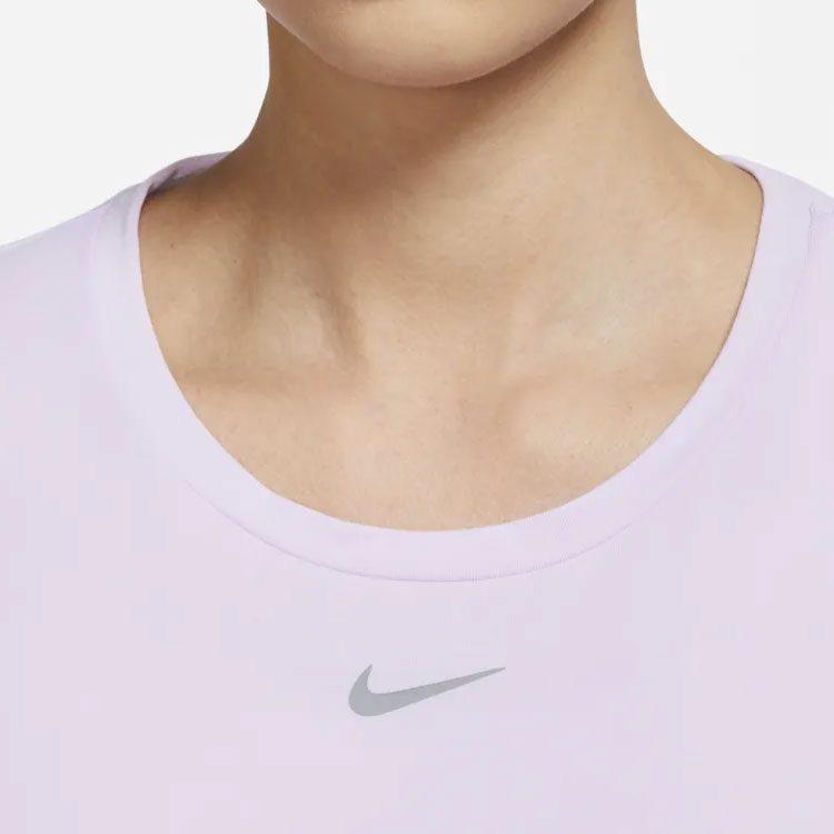 Nike T Shirts Women's Purple Crew Neck Moderate Straight Fit DD0619-530