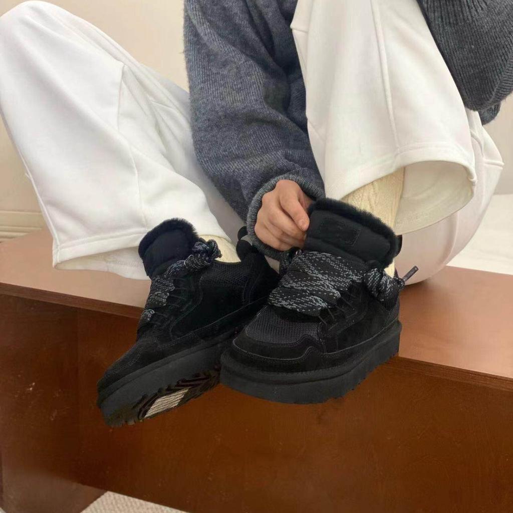 Sheepskin and Fur Integrated Snow Boots Women's Fashion Winter New Space-up One-pedal Non-slip Warm Sports Casual Cotton Shoes