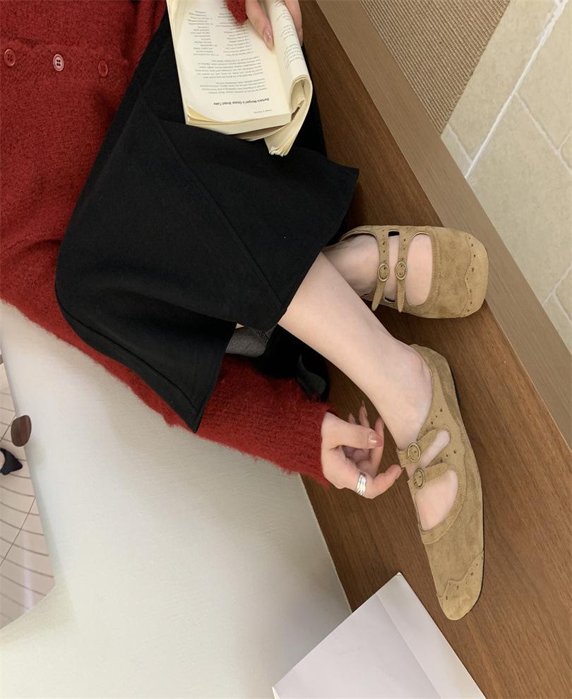 

Ретро туфли Мэри Джейн на плоской подошве с квадратным носком для женщин, новинка осени 2025 года, туфли-лодочки с ремешком на низком каблуке, туфли для бабушки под юбку 39 хаки