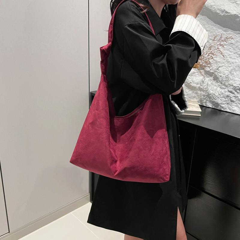 Retro casual large-capacity handbag, new autumn and winter fashion tote bag temperament versatile underarm shoulder bag