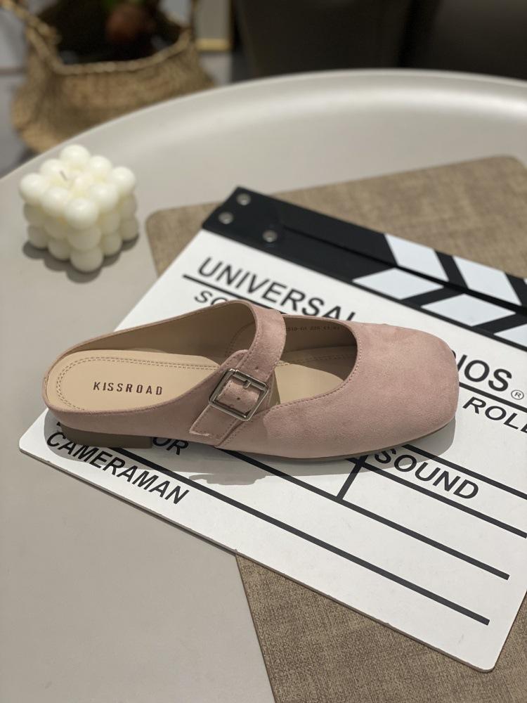 

С юбкой, полушлепанцы на плоской подошве, дети носят педаль, квадратный носок, неглубокий вырез, пряжку, женские туфли из мягкой кожи. 35 розовый