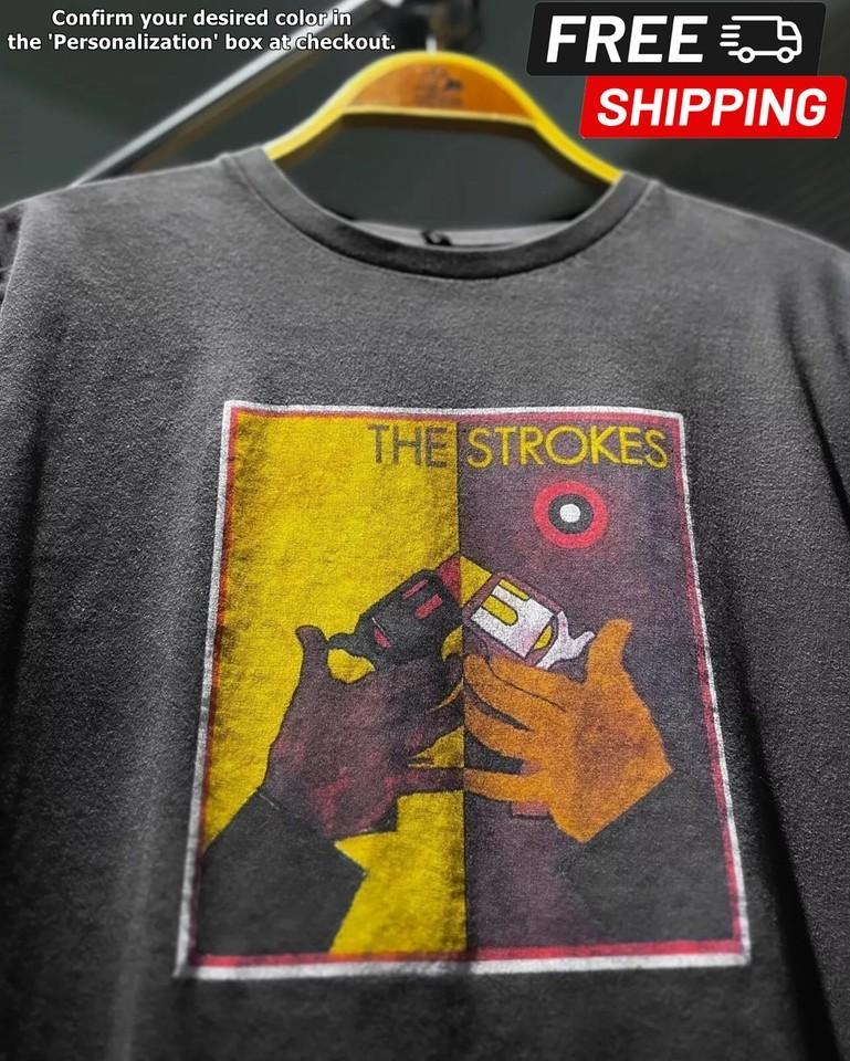 

2004 The Strokes ‘Room on Fire’ Tour Unisex TShirt Black Men Women S5XL Unisex T-Shirt XL