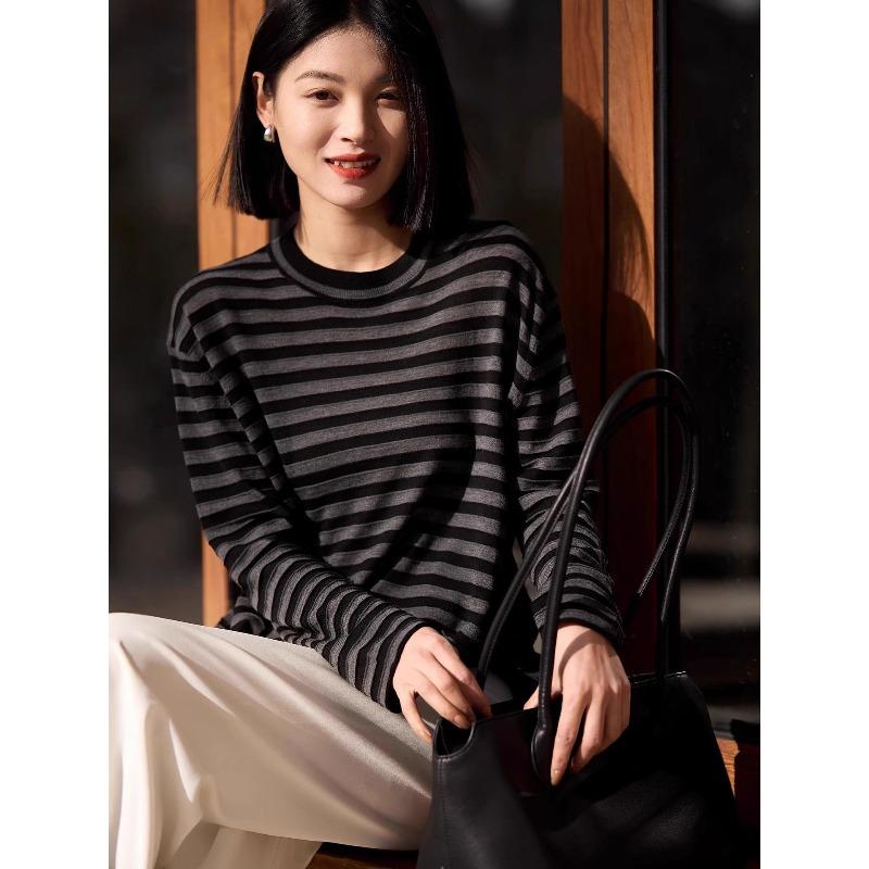 Early Autumn Striped Knitted Women's Sweater - Lightness Casual Fashion Long Sleeve Top