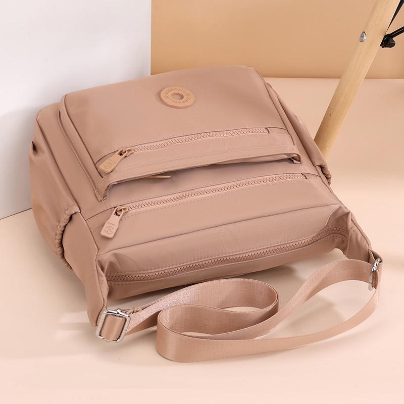 Commuter Shoulder Bag Women's Crossbody Bag Lightweight Water-Repellent Nylon Bag