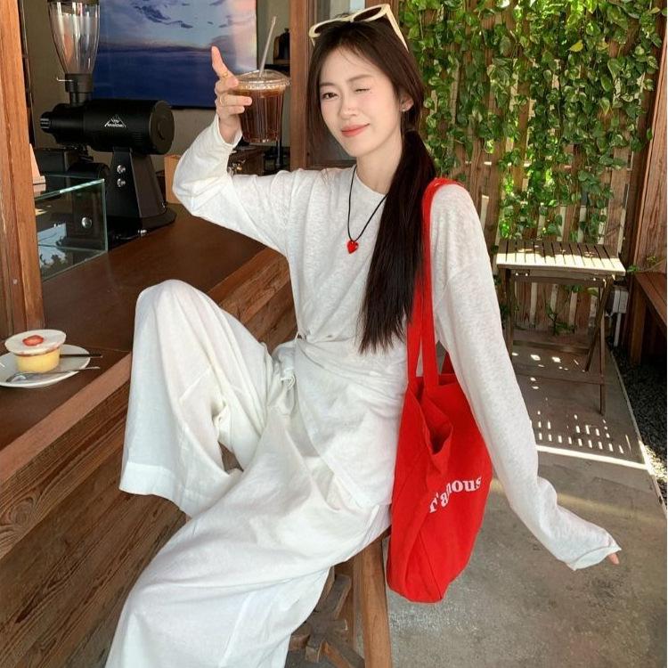 Women's White Korean Style Loose Fit Round Neck Long-Sleeve T-Shirt - Trendy, Unique Design
