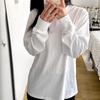 Women's White Pure Cotton Long-Sleeve T-shirt - Round Neck, Loose Fit, Ideal for Layering in Spring, Autumn, and Winter.