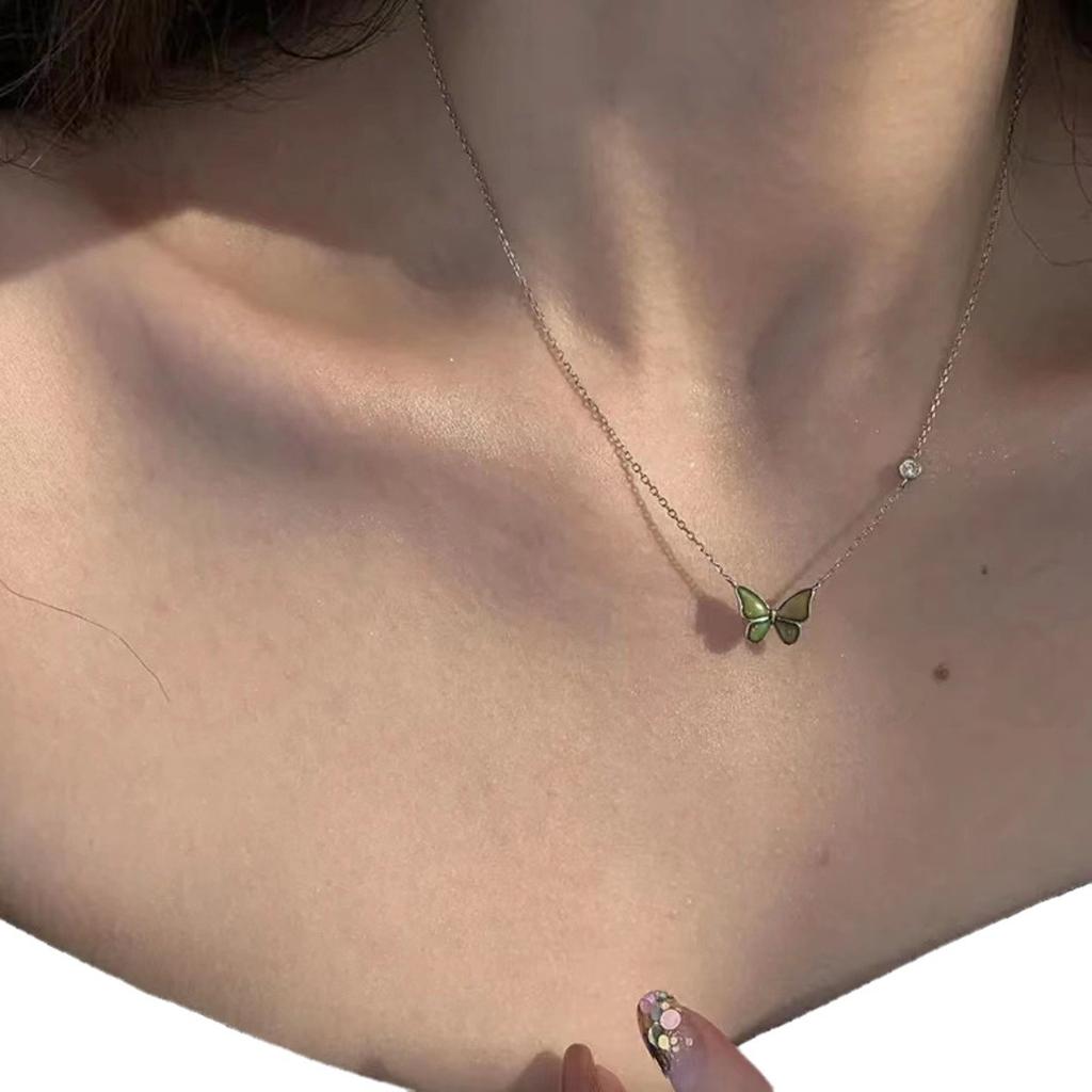 Warm Color-Changing Butterfly Necklace Women'S Niche Design Butterfly Pendant Temperament Light Luxury Versatile Women'S Collarbone Chain