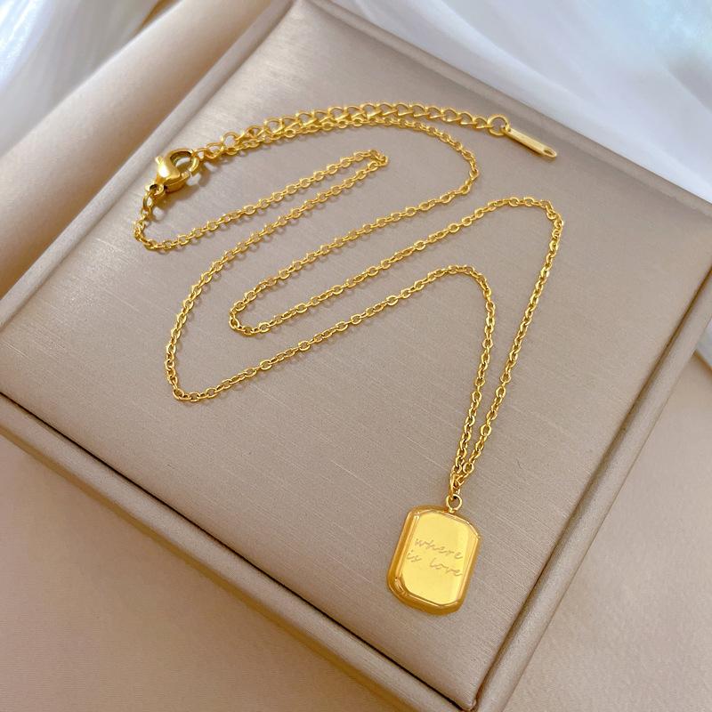 English Square Brick Personality Minimalist Wind Furnace Real Gold Necklace Female Clavicle Chain