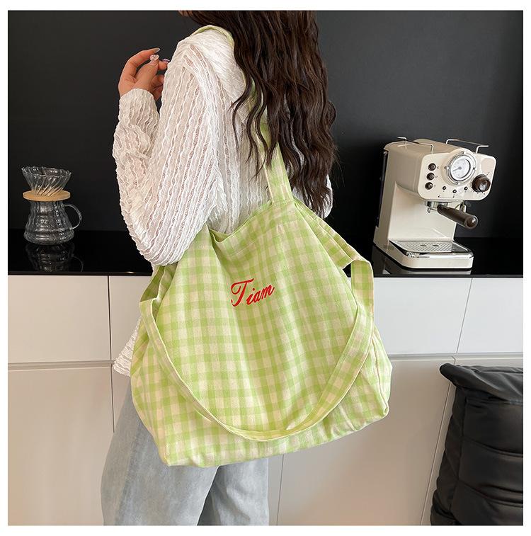 Spring and summer cute plaid shoulder bag, new letter cloth bag, large-capacity student class tote bag