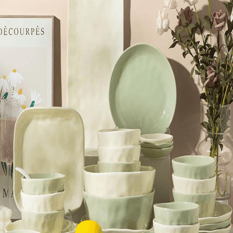Yipan Underglaze Anti-Scald Bone China Dinnerware Set - 32 Piece