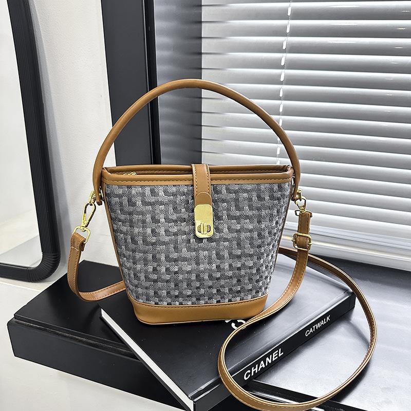 Popular Casual Fashion Large-capacity Commuter Bucket Shoulder Bag