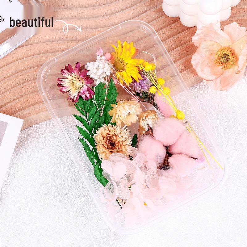 Eternal Dried Flower Photo Frame Decoration – Handmade Air-Dried Bouquet Ornament for March 8th