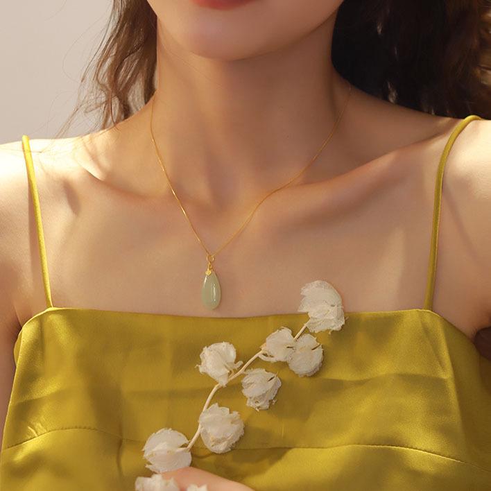 Damen Cross-Border Wassertropfen Hetian Jade Anhänger Halskette - Elegant, Schlichtes Design