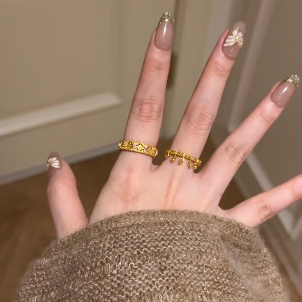 Antiker Imitations-Amethyst Rasselring Damen Leichter Luxus High-End Sinn Nische Einzigartig Exquisit Mode Vielseitiger Ring Ring