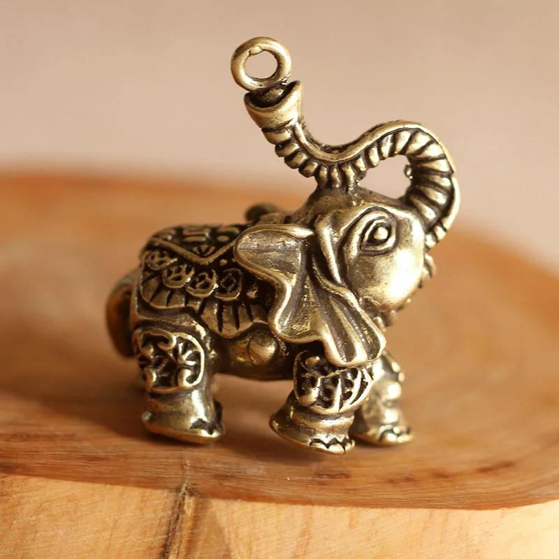 Portachiavi Ciondolo Elefante di Rame Auspicioso Ottone Vintage Metallo Animale Portachiavi Ornamenti Portachiavi Ciondoli Portachiavi Gioielli