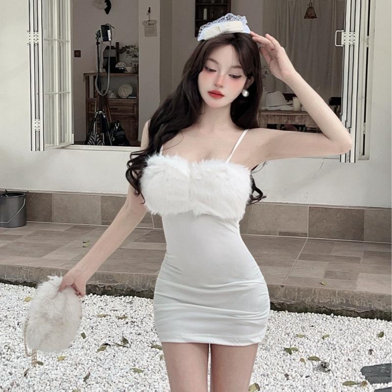 Low-cut Semi-sheer Fur Patchwork Spaghetti Strap Bodycon Dress, 2026 Niche Style