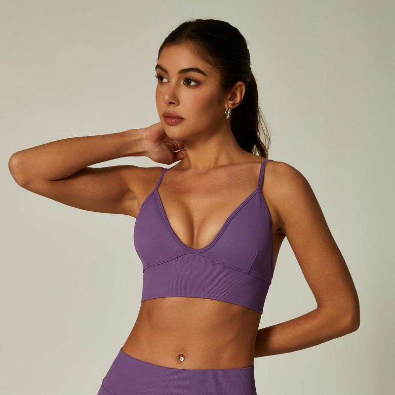 Womens Seamless Yoga Set With Deep V Sports Bra High-Waisted Legging Shorts Breathable Nylon Spandex Workout Outfit