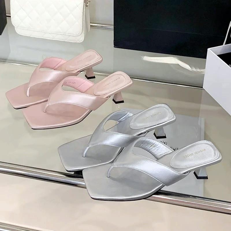Fashion Comfort Clip Toe Heeled Slippers Women Summer Sexy Square Toe Design Brand Flip Flops Elegant Low Heel Women Shoes Beach Sandals