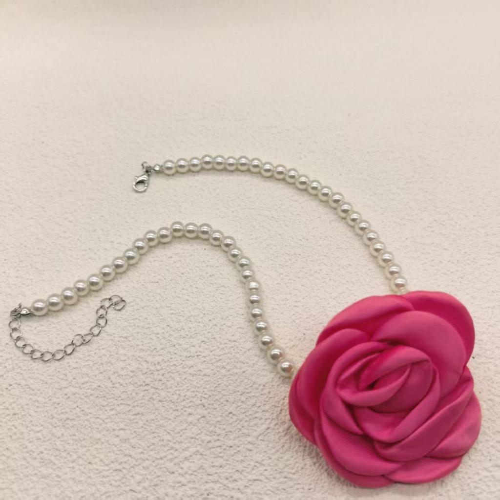 Funkelnde Diamant Schmetterling Perlenkette für Damen - Retro Süß Cool Leichter Luxus Schlüsselbeinkette