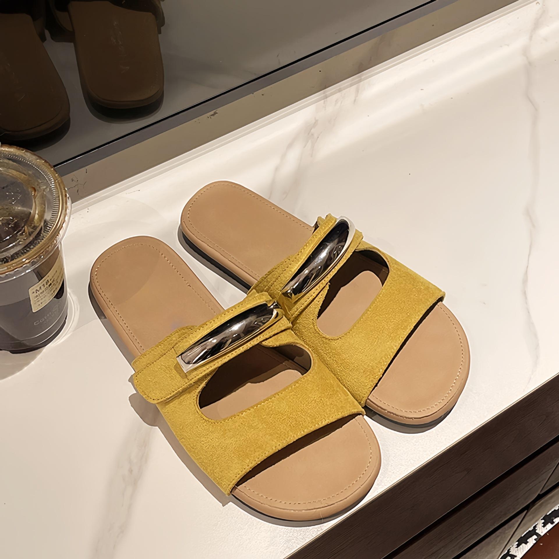 

Spring and summer Korean version of women s 2025 new Korean sweet and versatile baotou summer soft bottom casual one-word non-slip slippers 40 жёлтый