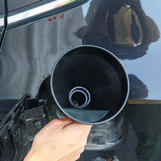1 Set Automotive Funnels Wide Mouth Fuel Funnels Plastic Long Neck Oil Funnels Flexible Right Angle Funnels with Detachable Spout Filter