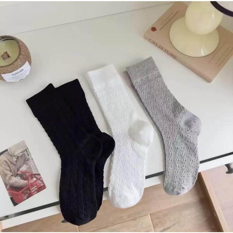 Female Spring and Summer Thin Style Pure Cotton Hemp Medium Tube Moon Cotton Socks