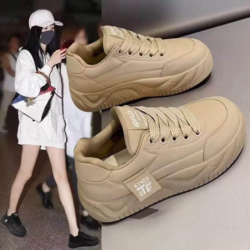 Platform bread shoes women's  new popular versatile height-increasing shoes autumn and winter women's velvet board shoes black women's shoes