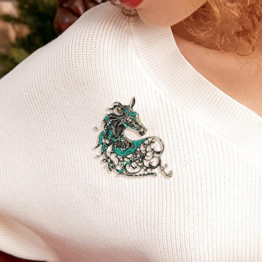 Vintage Zodiac Animal Pins Casual Metal Badge Pin Rhinestone Horse Head Brooches  for Women