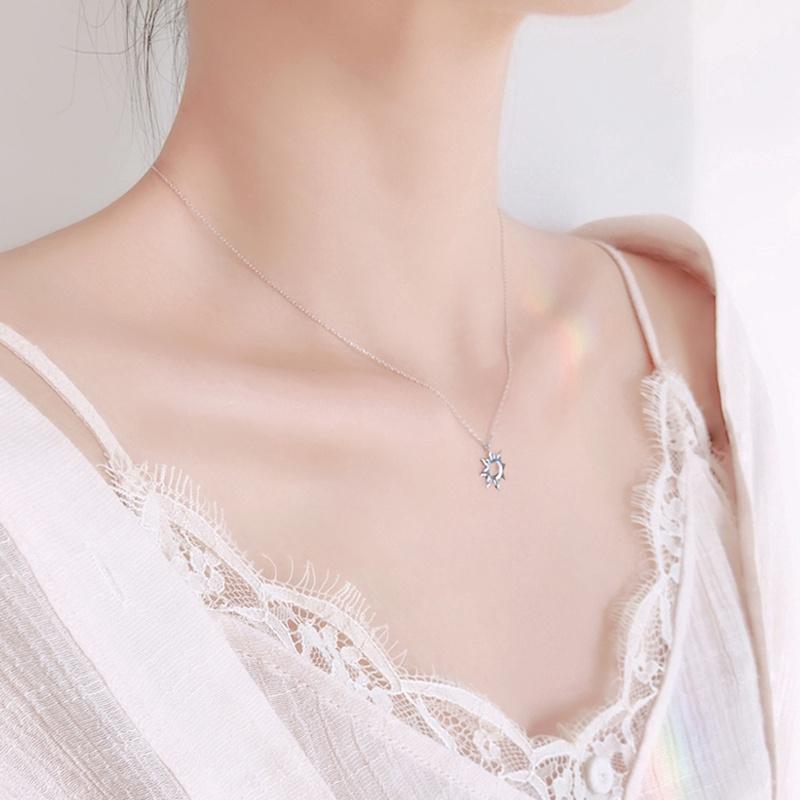 Módny strieborný náhrdelník s príveskom na slnku pre ženy s okrúhlou retiazkou