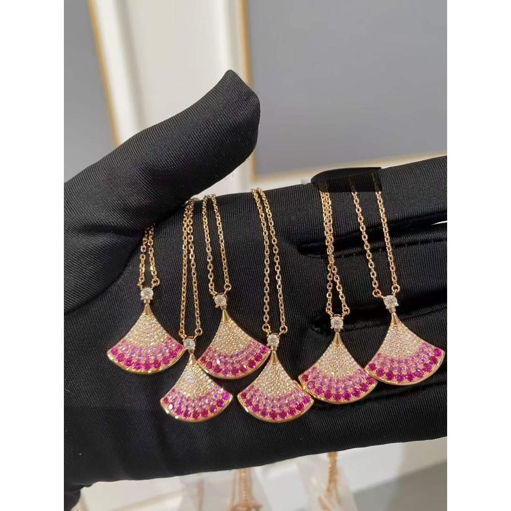 High Version V Gold Necklace Fashion Versatile Necklace