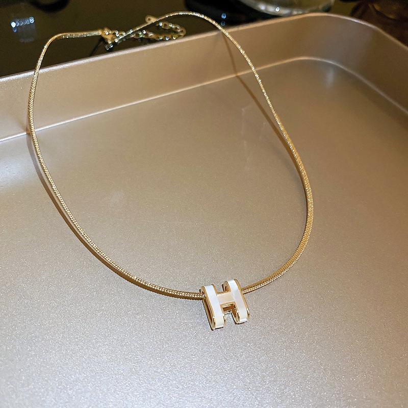 Goldbarren Bohnen Halskette - Edelstahl, Nischendesign, Schlichte Schlüsselbeinkette, Vielseitiger Modeschmuck