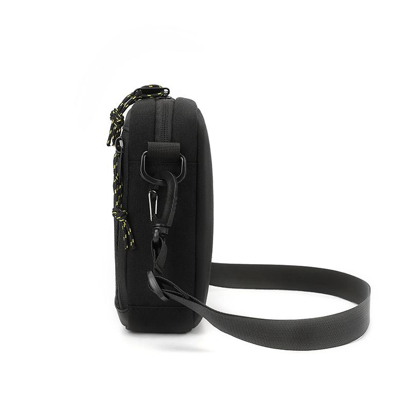 Men's Crossbody Bag Outdoor Sports Mobile Phone Bag Lightweight Shoulder Small Square Bag