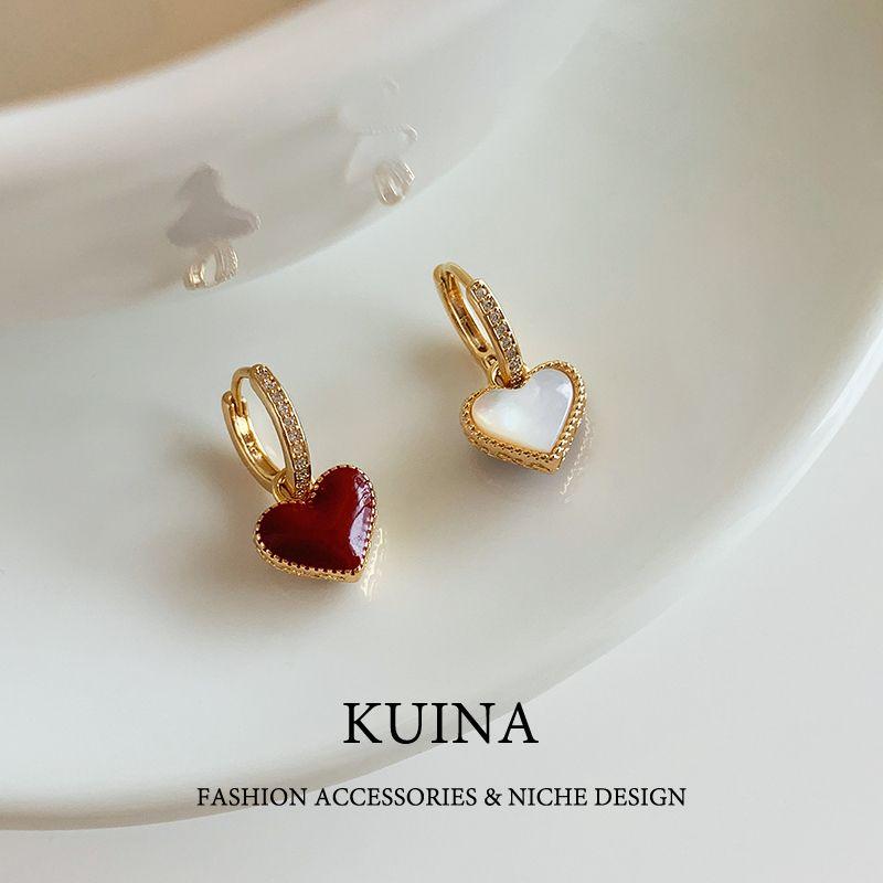 

Exquisite Small Red and White Mother Shell Heart Ear Clip Earrings Female New Best Selling Accessible Luxury Fancy Earrings Graceful Ear Ornaments Image color