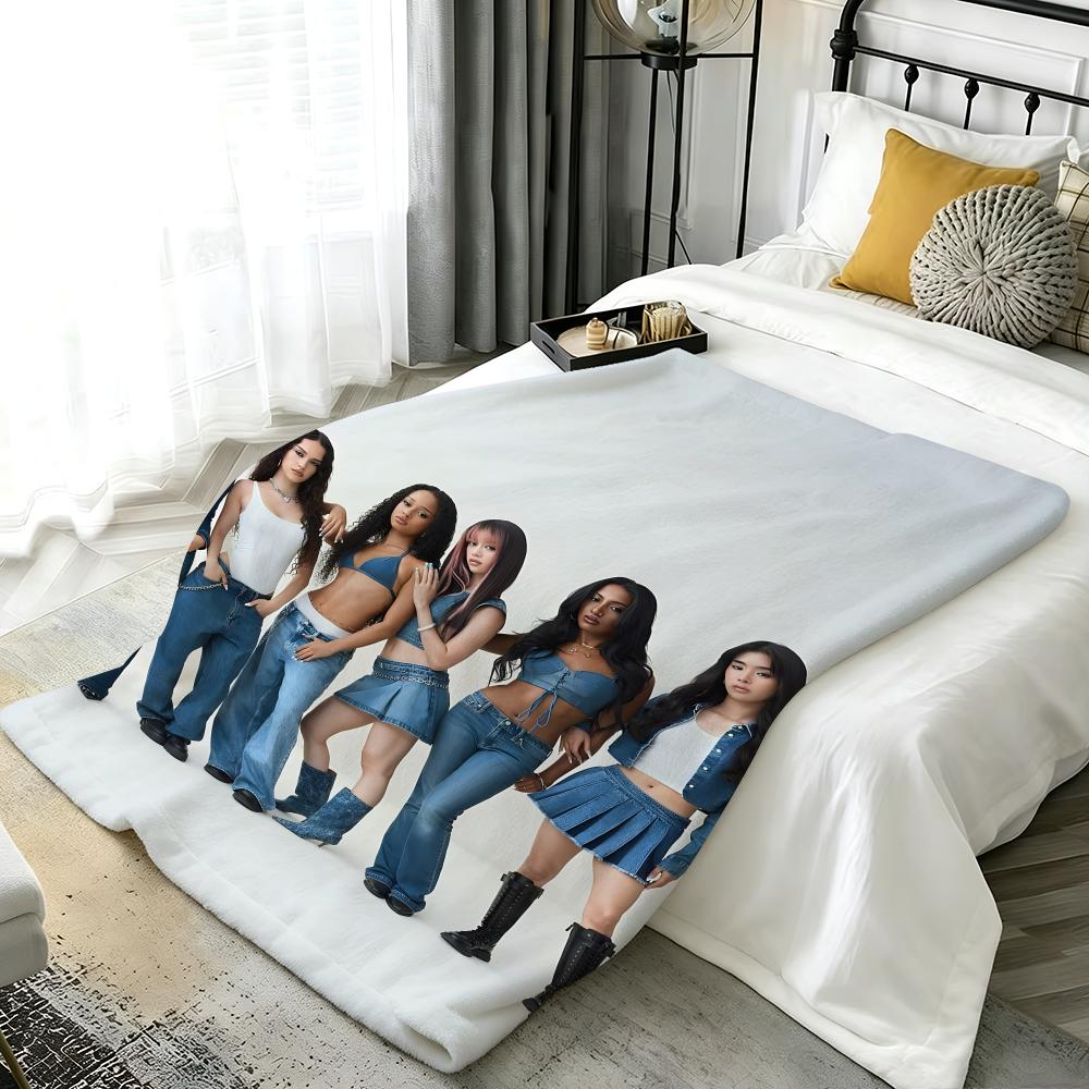 Girlgroup K-KATSEYEs Throw Flannel Blanket Perfect for Sofa Office Bed Travel Sleep Read Relax Camping four season use