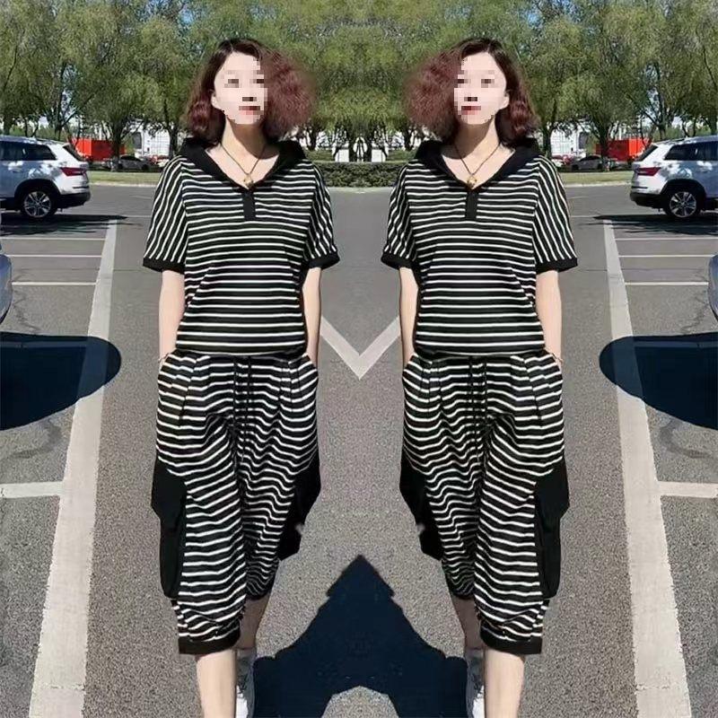 Striped Casual Suit Women's Summer Hooded Short-sleeved Top with Loose Seven-inch Pants Set of Two Pieces