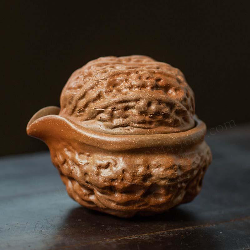 

Purple Clay Walnut Teapot Hand-held Teapot Used By One Person Chinese Style One Pot One Cup Tea Strainer