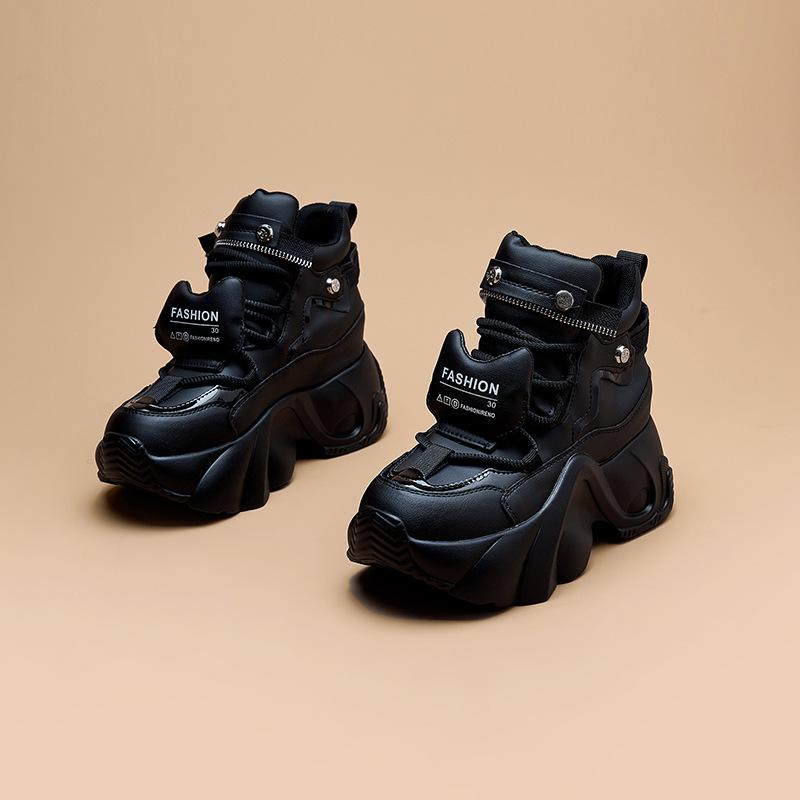 European Station Dad Shoes Women's 2025 Autumn and Winter New Models Show Small Feet and Increase Height Thick-soled Casual Versatile Sports Women's