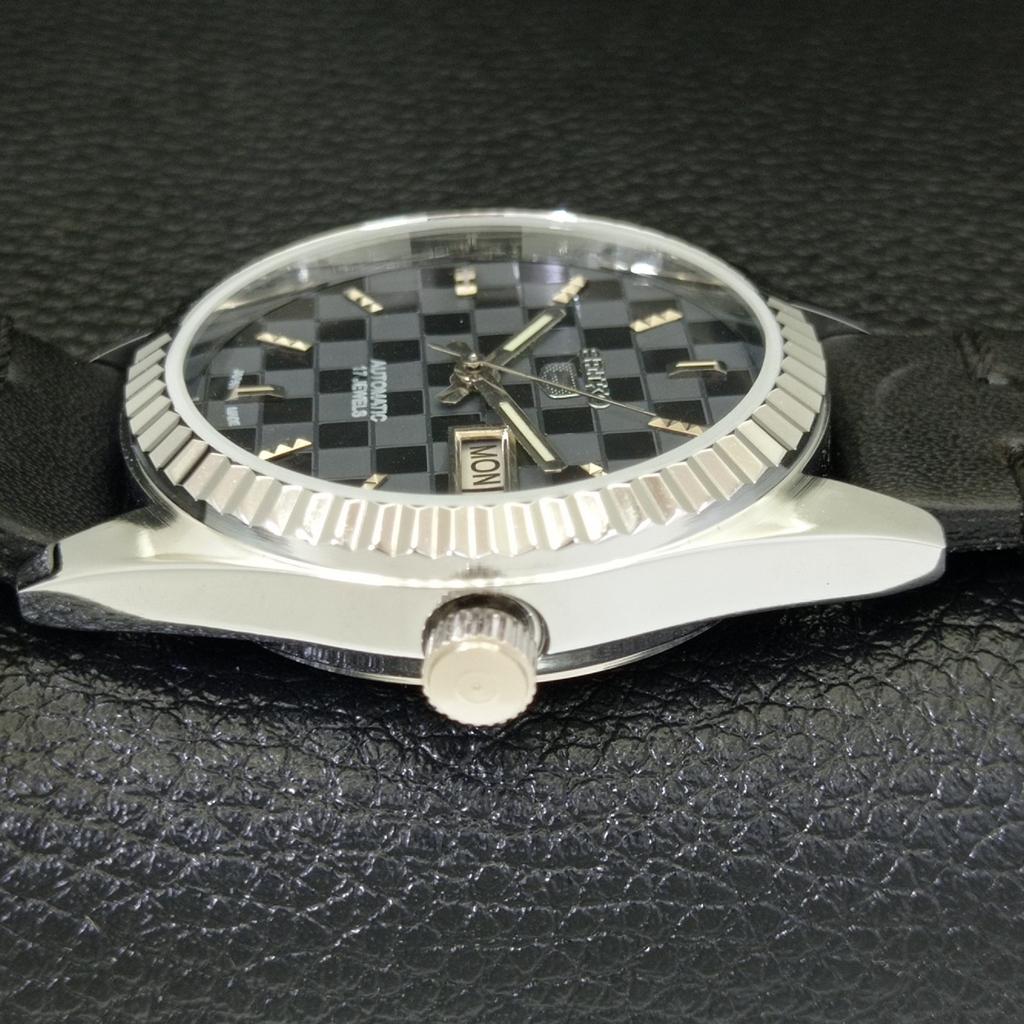 AUTOMATIC VINTAGE REFURBISHED SEIKO 5 JAPAN MENS BLACK DIAL WATCH a440345-9 Sk-a440345-1