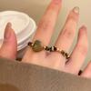Tiger's Eye Beaded Heart Elastic Cord Ring—Chic, Versatile Retro Jewelry for Fashion-Forward Index Fingers.