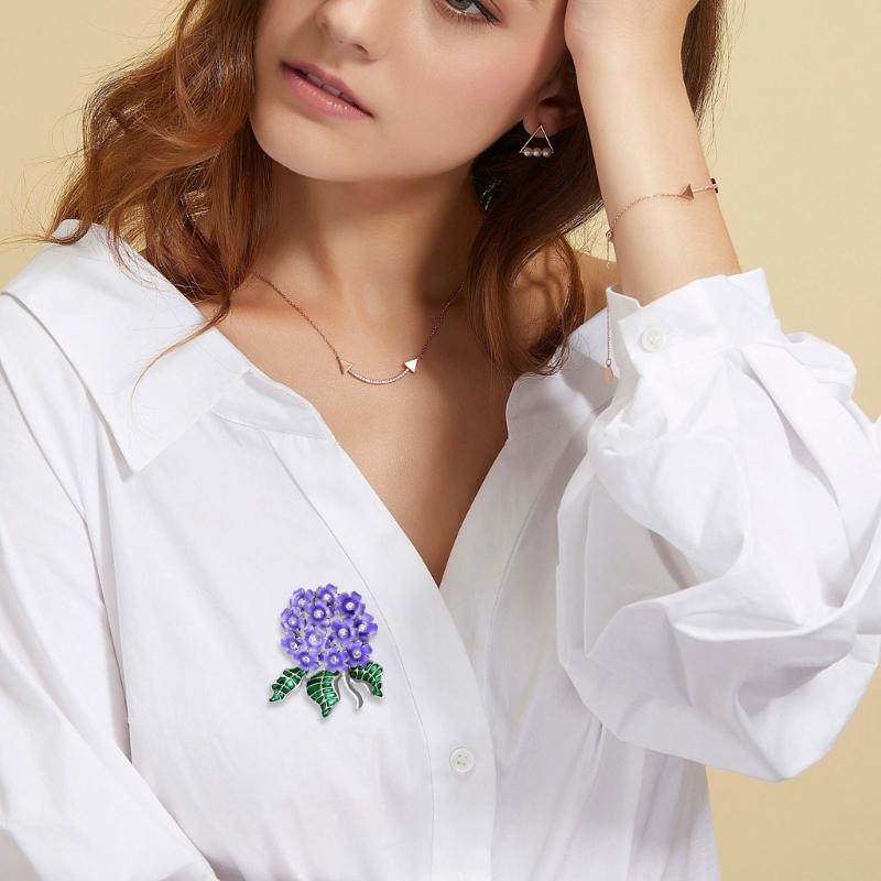 Elegant Hydrangea Enamel Flower Brooch For Women Alloy Jewelry Accessory Gift